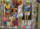 Decoração de carnaval para lojas5 Créditos: modarevenda.fashionbubbles.com